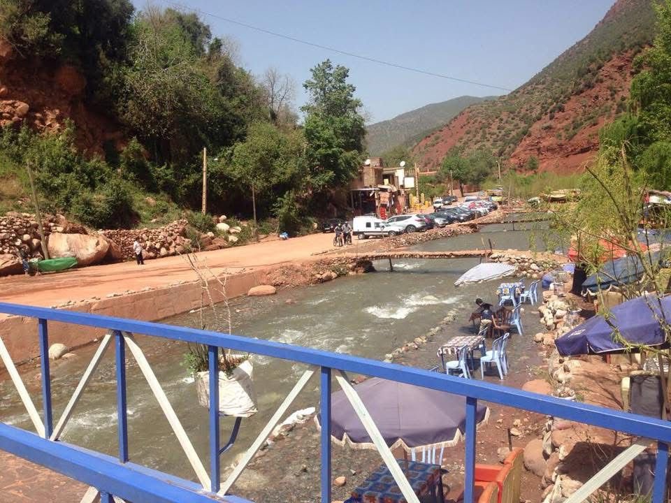 8AC1BAA9-7745-4724-A27A-C95156DD348D